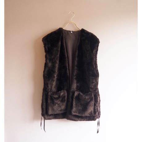 vintage faux fur design vest