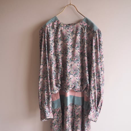 70s "Patty O'neil" floral suede maxi dress
