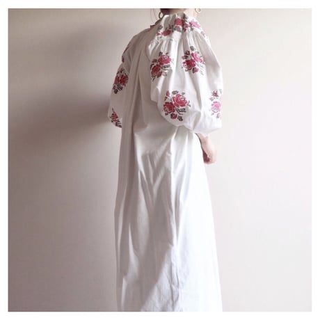 ウクライナ刺繍ワンピース | STORES