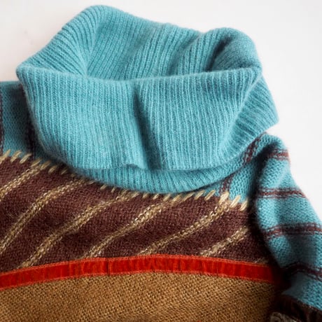 "jupe sport" turtleneck switching design sweater