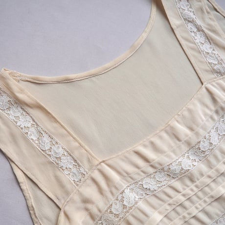 vintage lace sleeveless tops