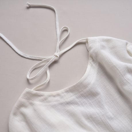 vintage cutwork cache-coeur blouse