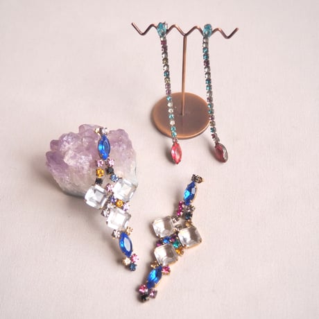 vintage czech rhinestone earrings(B)