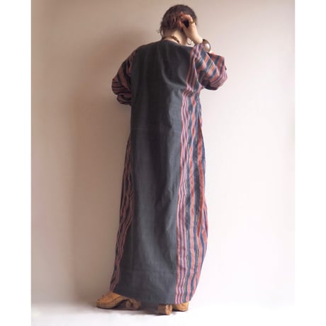 vintage embroidered kaftan dress