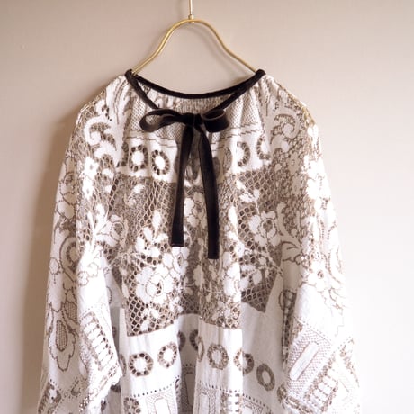 original remake lace blouse (A)