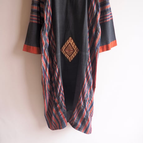 vintage embroidered kaftan dress