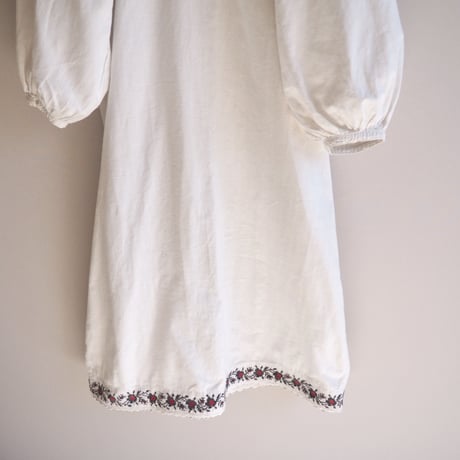 vintage ukrainian embroidered midi dress