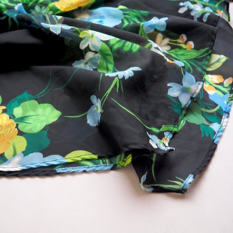 70s "LADY WINN California by Teddi" floral sheer tunic (A)