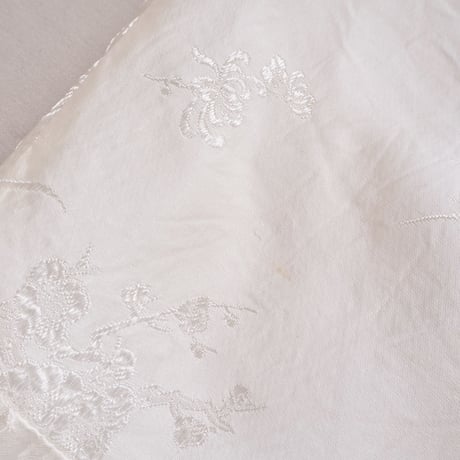 60s chinese white satin coat