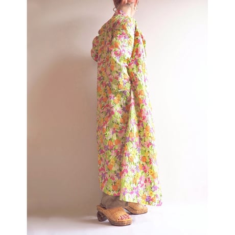 70s floral embossed house coat
