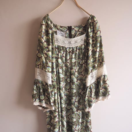 60〜70s "Lady Lewis" lace floral maxi dress