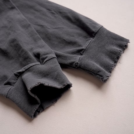 90s〜 "GILDAN" print damage long t-shirts