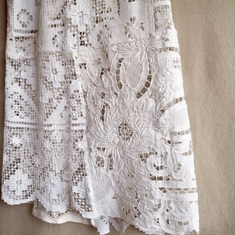 original remake lace patchwork maxi skirt (white)