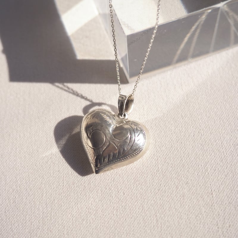 vintage silver925 puffy heart necklace | Nia v