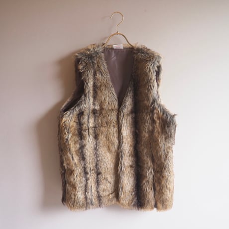 "ANNE DE LANCAY" faux fur vest