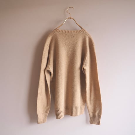 "PURITAN" V-neck wool sweater