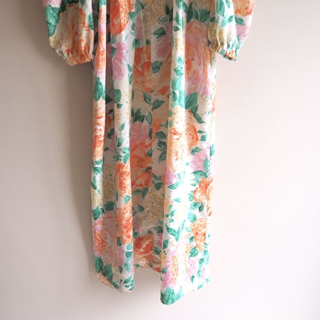"David Brown" puff sleeve floral maxi dress