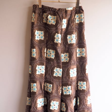 vintage floral embroidered maxi skirt