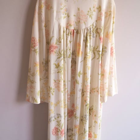 70〜80s "LORRAINE" floral night gown