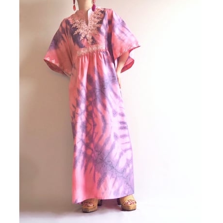 vintage embroidered  tie dyed kaftan dress