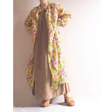 70s floral embossed house coat