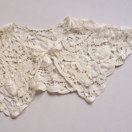 antique battenberg lace collar