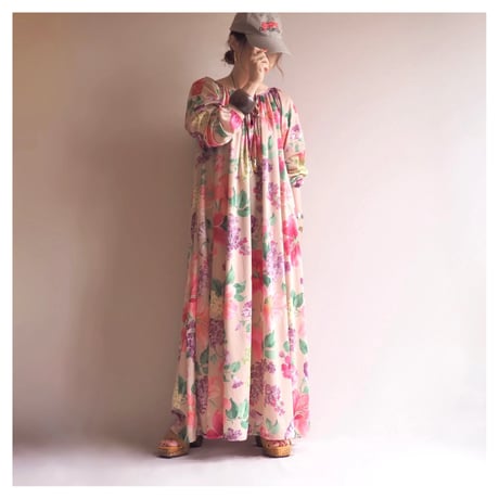 70s〜 floral house maxi dress