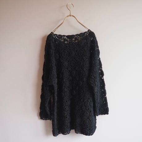 "Collection Chalice" floral crochet knit tops
