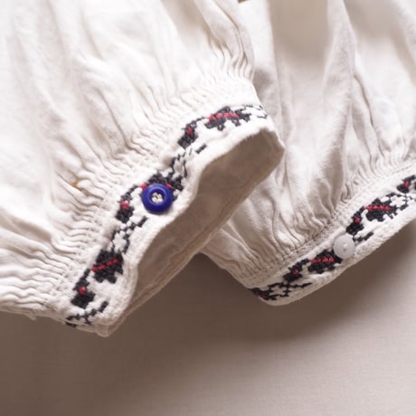 vintage ukrainian embroidered blouse