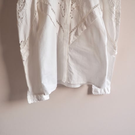 70s〜 puff sleeve cutwork lace folk blouse