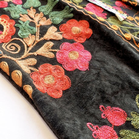 vintage suzani embroidered robe