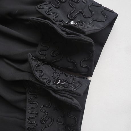 "Claudia Richard" embroidered design semi sheer blouse