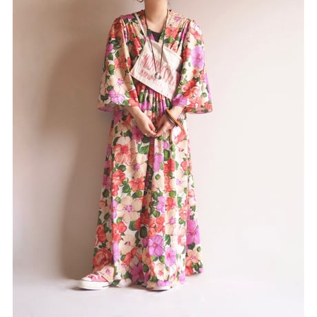 70s flare sleeve floral maxi dress