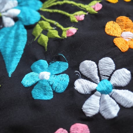 70〜80s "Dion's" floral embroidered jacket