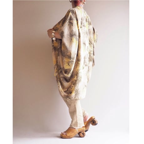vintage dolman sleeve floral robe