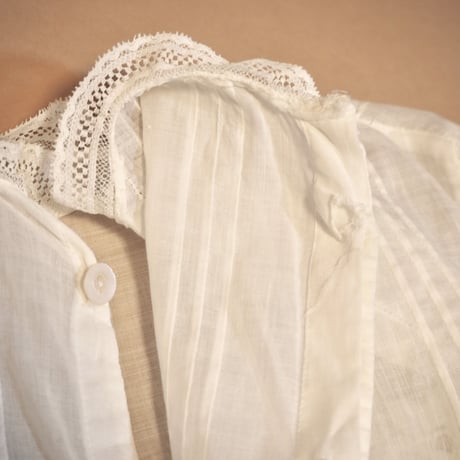 10〜20s edwardian floral embroidered blouse