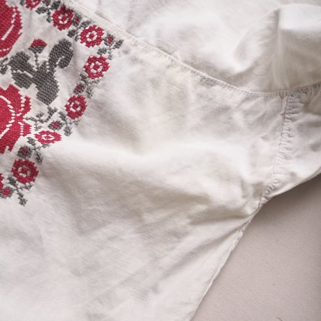 vintage ukrainian embroidered blouse