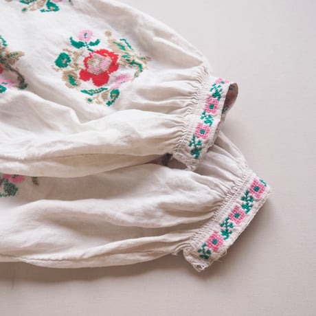 vintage ukrainian embroidered blouse
