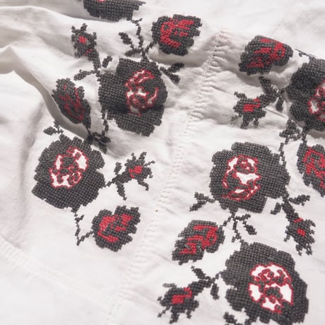 vintage ukrainian embroidered midi dress