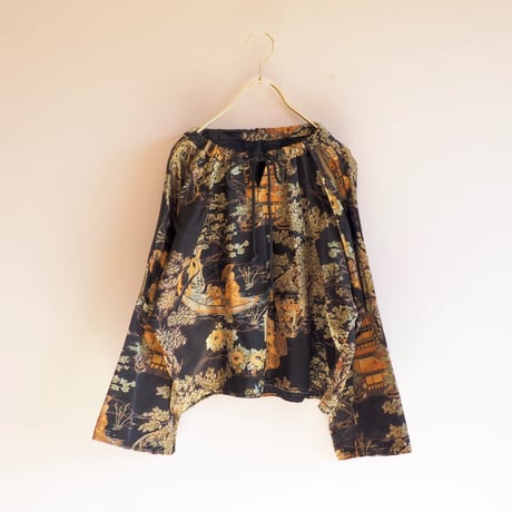 vintage landscape cropped blouse