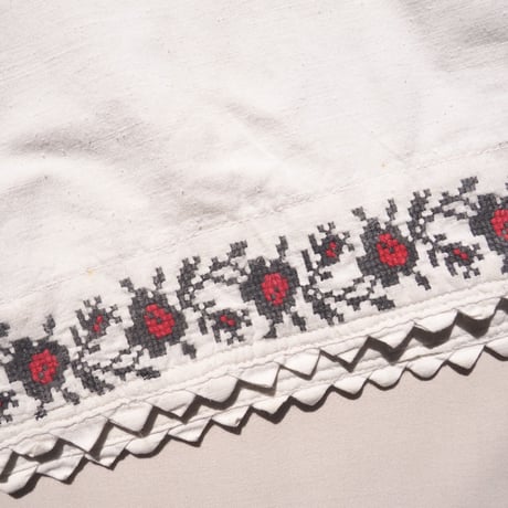 vintage ukrainian embroidered midi dress