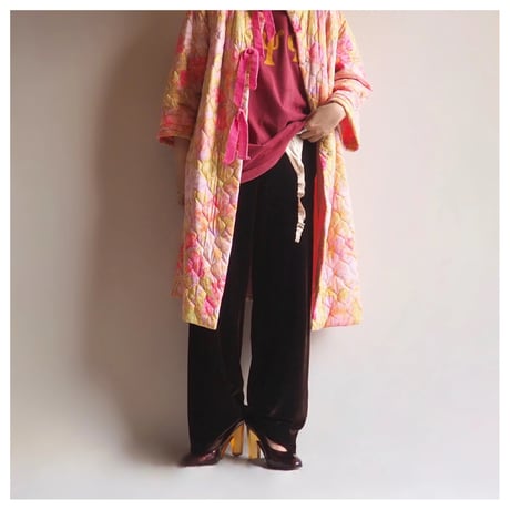 60〜70s "Vanity Fair" floral quilted robe