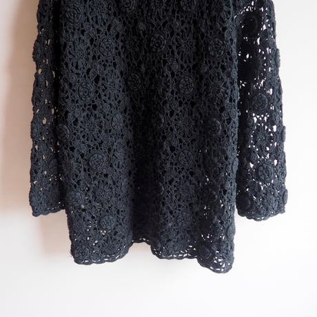 "Collection Chalice" floral crochet knit tops