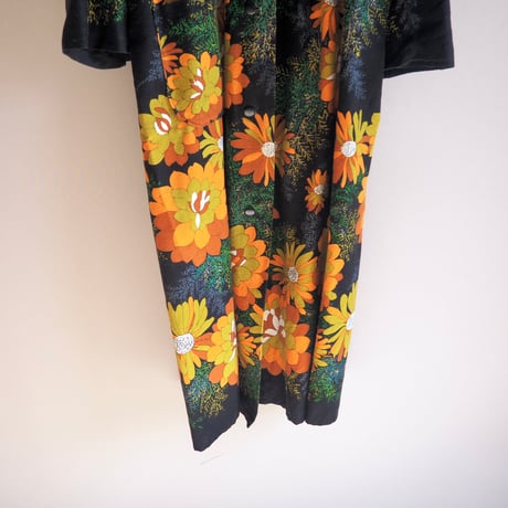 70s floral lace house coat