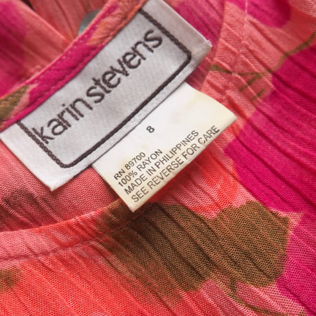 "Karin Stevens" floral blouse & sleeveless maxi dress