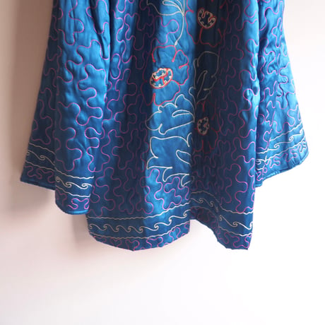 50〜60s chinese embroidered quilt jacket (blue)