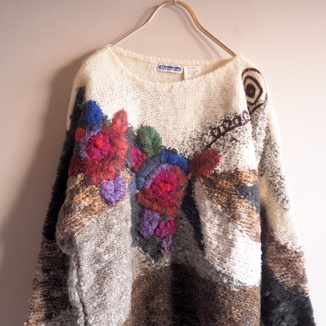 80s "Mariea Kim" floral design sweater