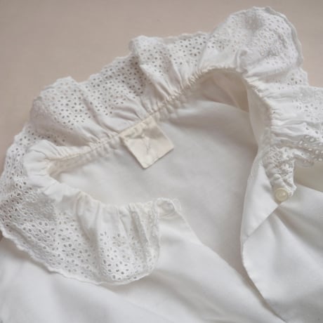 vintage puff sleeve cropped lace blouse