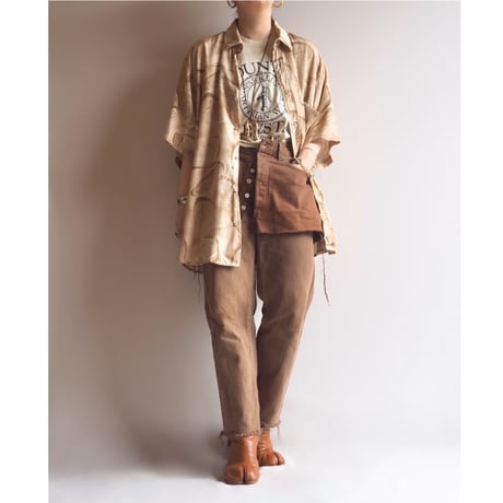 "MODUS OPERANDI" abstract print oversized s/s blouse