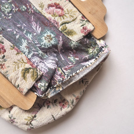 vintage wood handle tapestry bag
